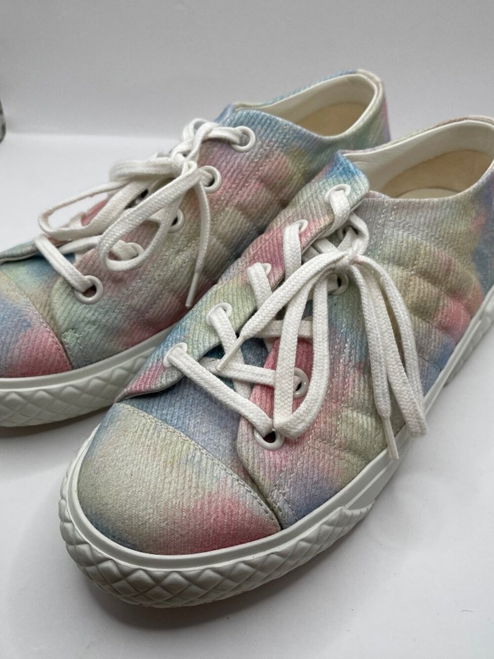 Chanel 22C G38278 Pastel Tie-Dye Canvas Low-Top Sneakers Women's US 7 EU 37.5